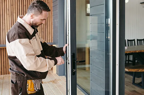 Northeast Edmonton-screen-door-repair